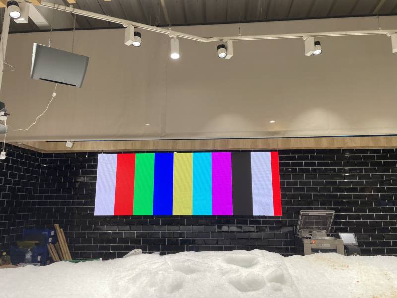 Pose d'écrans pour la grande distribution sur toute la France